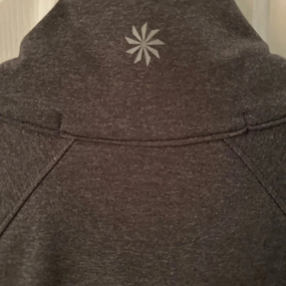 ATHLETA Retro Renew SMALL Gray Flirty Jacket With Tiered Ruffle Layers Twirly - Picture 10 of 11